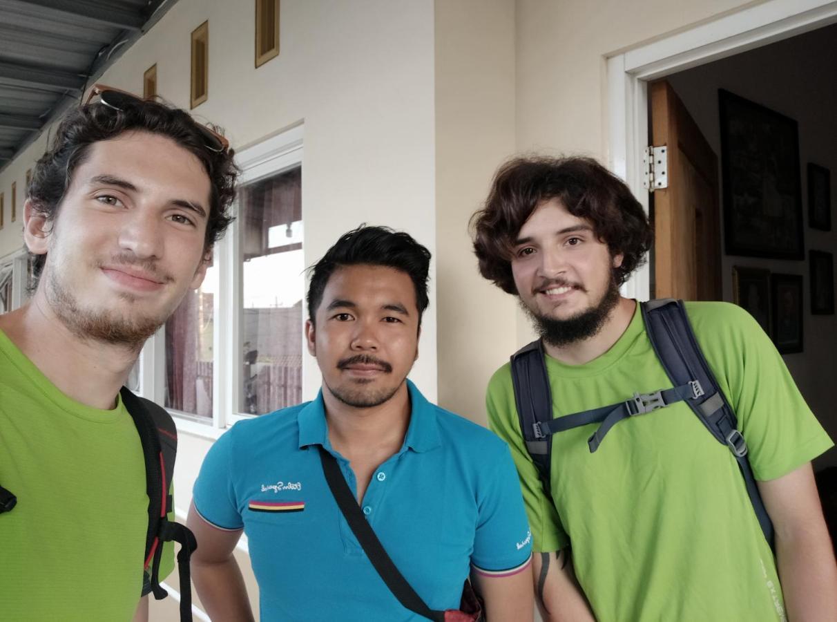 Griya Backpacker Pak Yon Bed & Breakfast Malang Exterior foto